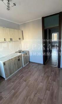 3-к квартира, вторичка, 65м2, 8/9 этаж