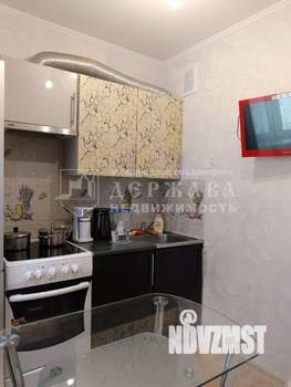 2-к квартира, вторичка, 43м2, 1/5 этаж