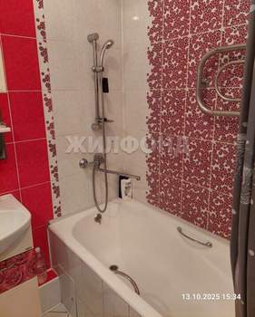 3-к квартира, вторичка, 61м2, 1/9 этаж