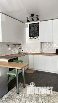 2-к квартира, вторичка, 35м2, 1/10 этаж