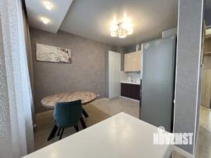 2-к квартира, вторичка, 65м2, 1/5 этаж