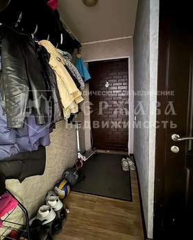 2-к квартира, вторичка, 43м2, 1/5 этаж
