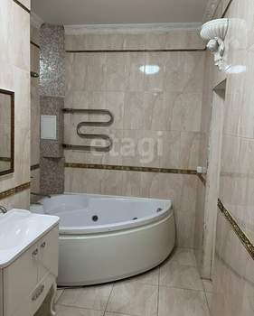 3-к квартира, вторичка, 80м2, 6/15 этаж