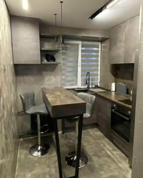 2-к квартира, вторичка, 43м2, 1/5 этаж