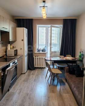 3-к квартира, вторичка, 74м2, 4/10 этаж