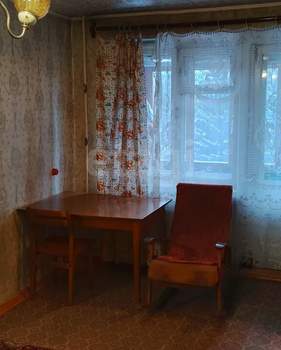 2-к квартира, вторичка, 42м2, 4/5 этаж