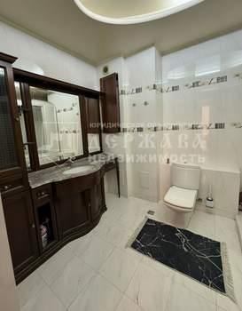 3-к квартира, вторичка, 100м2, 2/4 этаж