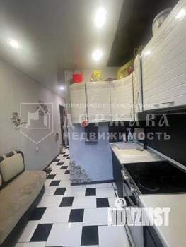 3-к квартира, вторичка, 58м2, 3/5 этаж