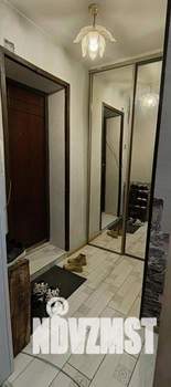 2-к квартира, вторичка, 42м2, 1/5 этаж