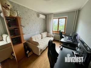 3-к квартира, вторичка, 63м2, 2/10 этаж