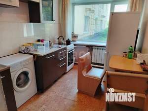 2-к квартира, вторичка, 37м2, 1/5 этаж