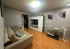 2-к квартира, вторичка, 52м2, 1/10 этаж