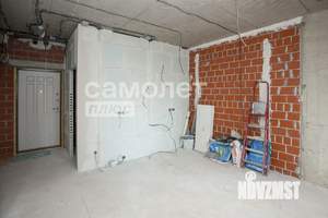 Студия квартира, вторичка, 38м2, 3/15 этаж