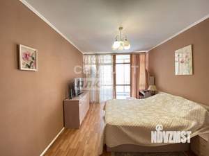 4-к квартира, вторичка, 127м2, 2/8 этаж