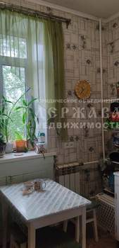 2-к квартира, вторичка, 58м2, 2/2 этаж