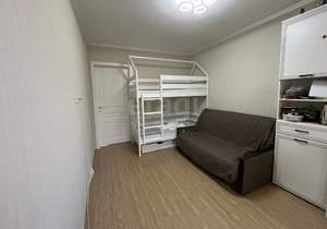 2-к квартира, вторичка, 63м2, 1/9 этаж