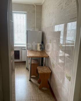 3-к квартира, вторичка, 61м2, 1/5 этаж