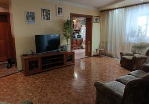 4-к квартира, вторичка, 107м2, 3/10 этаж