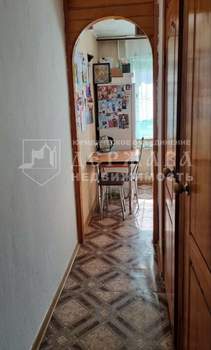 3-к квартира, вторичка, 48м2, 1/5 этаж