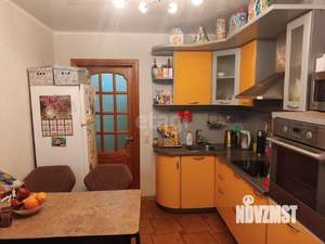 2-к квартира, вторичка, 58м2, 10/10 этаж