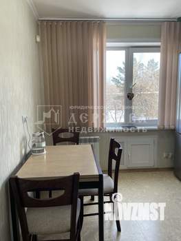 3-к квартира, вторичка, 60м2, 3/9 этаж