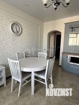 2-к квартира, вторичка, 68м2, 9/16 этаж