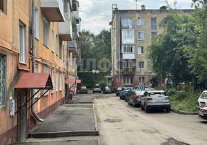 2-к квартира, вторичка, 46м2, 1/5 этаж