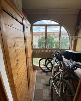 3-к квартира, вторичка, 58м2, 7/9 этаж