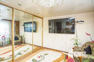 3-к квартира, вторичка, 63м2, 1/10 этаж