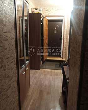 3-к квартира, вторичка, 70м2, 3/3 этаж