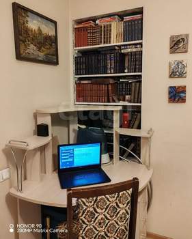 3-к квартира, вторичка, 58м2, 2/2 этаж