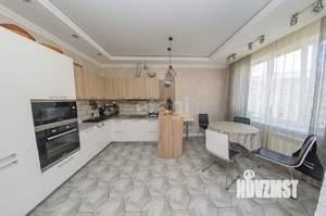 3-к квартира, вторичка, 109м2, 12/13 этаж