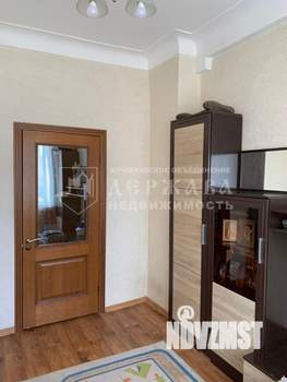 3-к квартира, вторичка, 68м2, 2/4 этаж