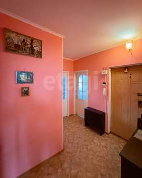 3-к квартира, вторичка, 68м2, 8/9 этаж