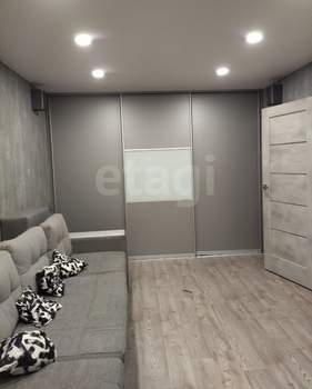 4-к квартира, вторичка, 74м2, 2/9 этаж