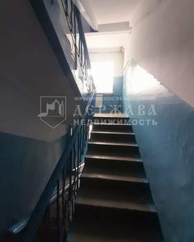 2-к квартира, вторичка, 45м2, 1/5 этаж