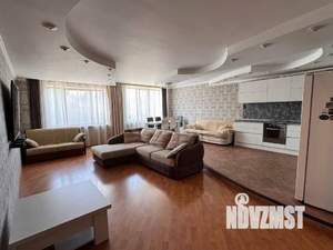 3-к квартира, вторичка, 121м2, 3/7 этаж