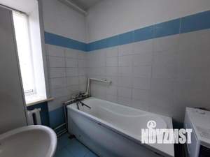 4-к квартира, вторичка, 82м2, 1/1 этаж