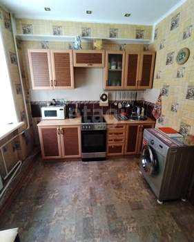 3-к квартира, вторичка, 72м2, 1/2 этаж