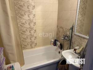 3-к квартира, вторичка, 68м2, 1/10 этаж