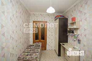 2-к квартира, вторичка, 42м2, 1/4 этаж