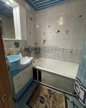 3-к квартира, вторичка, 62м2, 4/9 этаж