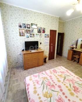 3-к квартира, вторичка, 72м2, 1/2 этаж