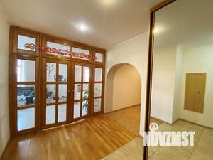 4-к квартира, вторичка, 188м2, 10/11 этаж