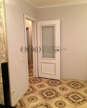 3-к квартира, вторичка, 82м2, 9/10 этаж