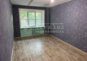2-к квартира, вторичка, 45м2, 1/5 этаж