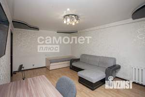 2-к квартира, вторичка, 65м2, 1/9 этаж
