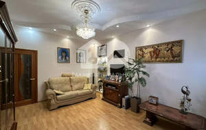 4-к квартира, вторичка, 82м2, 4/5 этаж