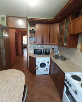 4-к квартира, вторичка, 74м2, 10/10 этаж