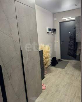 2-к квартира, вторичка, 56м2, 7/15 этаж